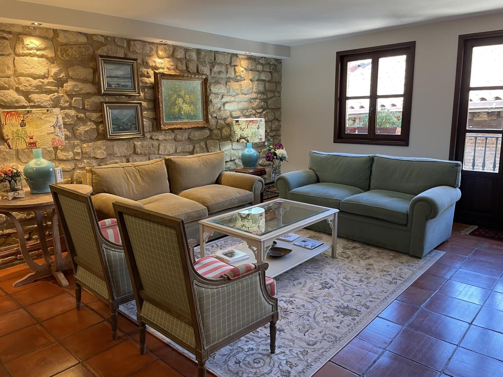 The Manor House Guest House Laguardia Exterior photo